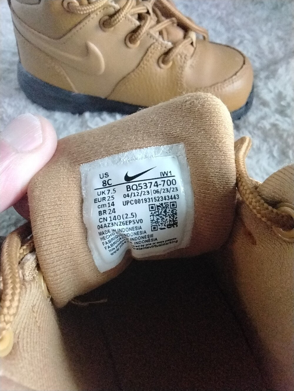 Nike Manoa LTR Boots Shoes (PS) BQ5374-700 Wheat/Wheat-Black Kids 8C. CLEAN. - Picture 6 of 7